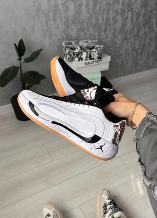 Nike air jordan 4 retro undefeated