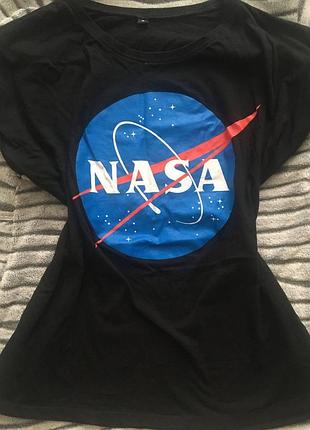 Футболка nasa чорна з логотипом