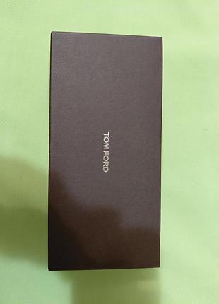 Коробка от солнцезащитных очков tom ford (marcolin group)