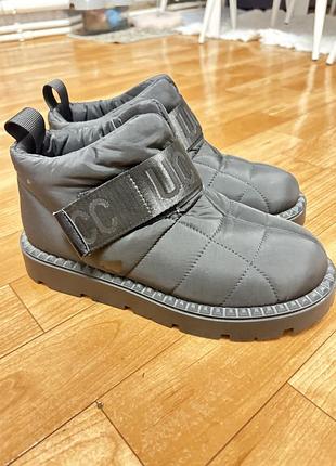 Чоботи жіночі ugg низькі  з утеплювачем