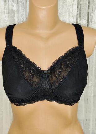 Красивый бюстгальтер мягкий на косточках uk42d eur95d