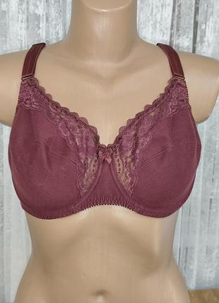 Красивый бюстгальтер мягкий на косточках uk36dd eur80dd коттон