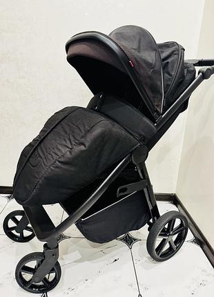 Прогулянкова коляска carrello bravo plus чорна