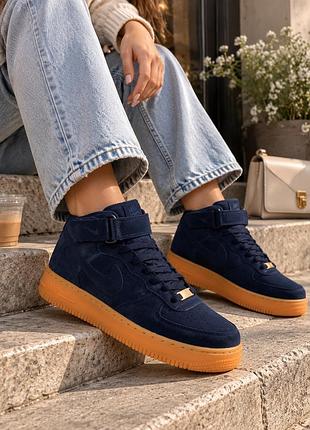 Кроссовки nike air jordan 1 замшеві nike air force 1 nike air max nike zoom fly, nike vomero 5, nike blazer, nike lebron, nike cortez, nike m2k tekno