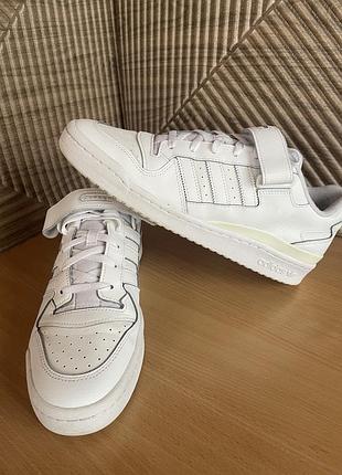 Кросівки adidas forum р 36,5 устілка  29 см.