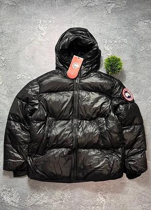 Зимовий пуховик canada goose / чоловічий глянцевий пуховик канада гус / брендова чорна куртка canada goose / теплий пуховик з капюшоном canada goose