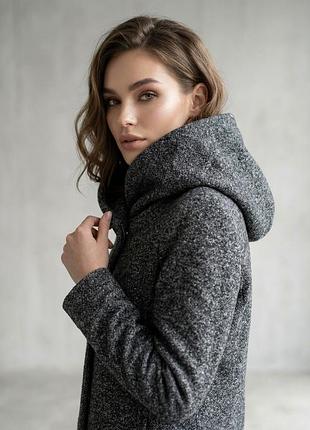 Пальто женское бренда only на молнии и кнопках с капюшоном и карманами 🔥
