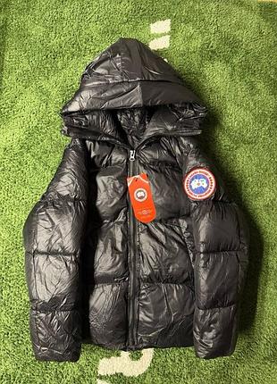 Глянцевий пуховик canada goose / зимова куртка канада гус / брендовий пуховик canada goose з капюшоном / чоловічий чорний пуховик canada goose