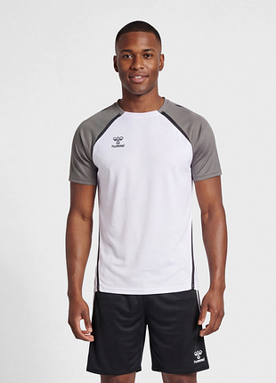 Спортивна футболка hummel