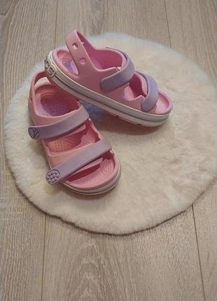 Босоножки crocs