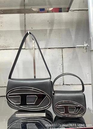 Сумка жіноча diesel металевим логотипом, шкіряна