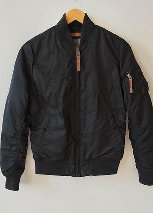 Мужская куртка бомбер alpha industries ma-1 bomber jacket (размер s)