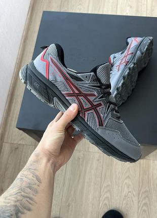 Кросівки asics