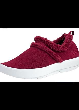 Oofos women's oocoozie low у бордовому забарвленні cabernet. розмір:37,5