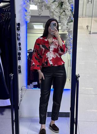 Шкіряні штани zara