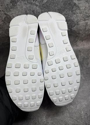Оригінальні кросівки nike internationalist 6