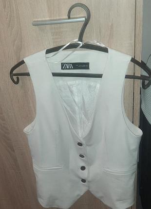 Жилет zara s