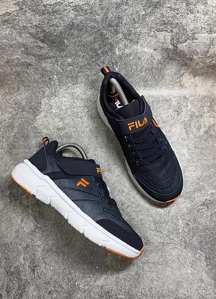 Оригінальні кросівки fila на липучці