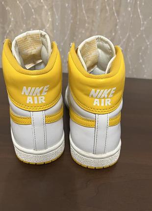 Жіночі високі кросівки nike air ship 4
