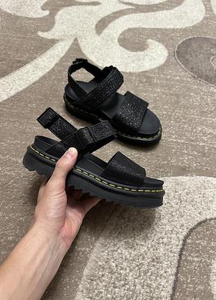 Сандалі босоніжки dr.martens