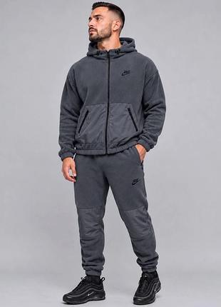 Чоловічий зимовий костюм от відомого бренду nike