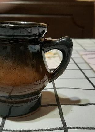 Керамічний кухоль чорно-коричневий