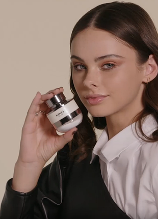Пудра для обличчя kiko, фіксація та матування макіяжу