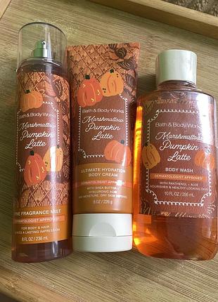 Набір доглядової косметики bath & body works marshmallow pumpkin latte (міст, крем, гель для душу)