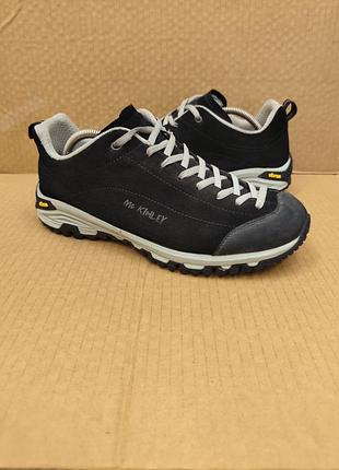 Трекінгові кросівки mckinley vibram, шкіра/нубук, розмір 43 (устілка 28.5 см)