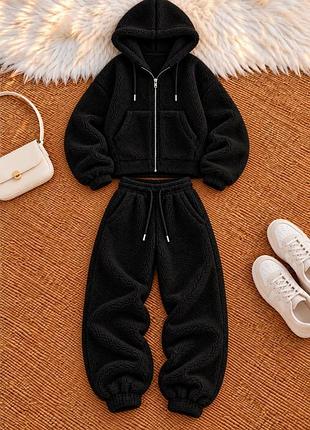Костюм спортивний