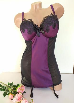 Красивый приталенный пеньюар с подтяжками для чулок ann summers, eur 42