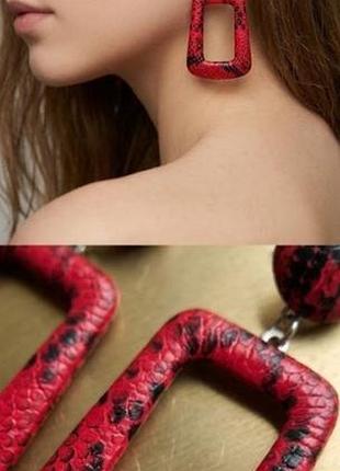 Сережки геометрія зі зміїним принтом 5