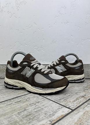 New balance 2002r