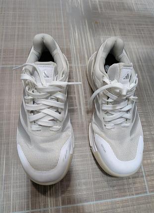 Женские кроссовки adidas для удара, размер 39