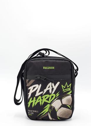 Сумка через плечо футбольная play hard для мальчика черная 16×21×6 см klunok