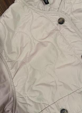 Бомбер h&m стьобаний бежевий 4