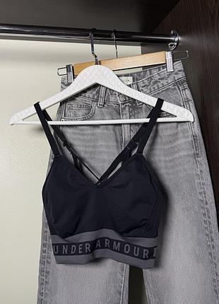 Оригінальний спортивний топ under armour