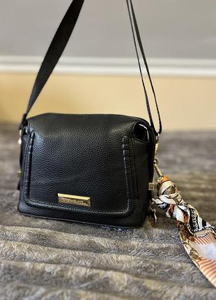 Жіноча сумка кросбоді river island, б/в