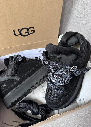 Ugg lowmel black+