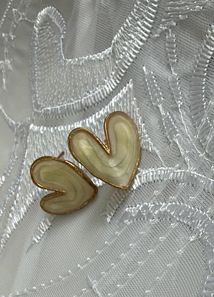 Сережки сердечки
