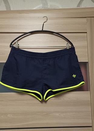 Спортивні шорти adidas originals