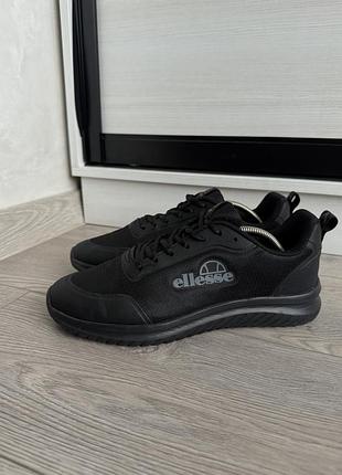 Кросівки чоловічі ellesse new-russell чорні 43 розмір 27 см