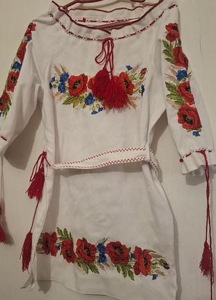 Сукня-вишиванка