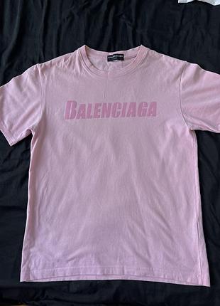 Футболка balenciaga рожева з логотипом