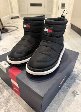 Дутики tommy hilfiger чорні