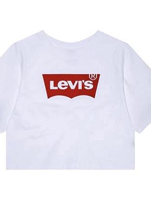 Нова футболкa levis 3-4 роки 98-104