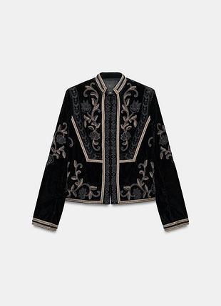 Бархатная куртка с вышивкой и бисером zw collection