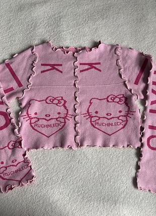 Укорочений топ з довгими рукавами та принтом hello kitty