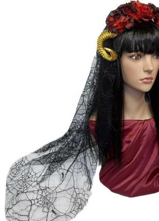 Маскарадный головной убор с рогами и цветами