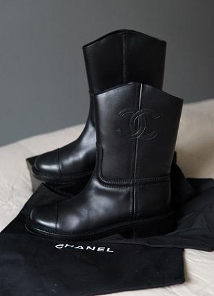 Чоботи жіночі chanel чорні низькі